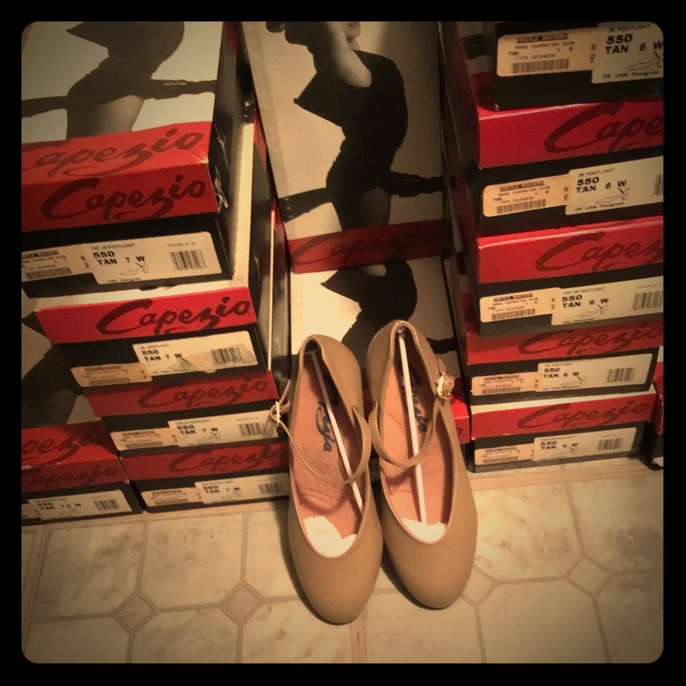 Adult Tan Character Shoe